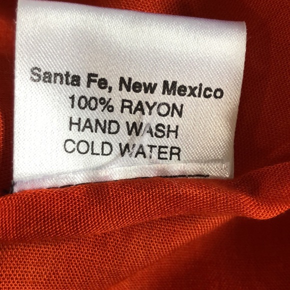 Curious designs Indonesian Batik Sarong Wrap Shawl. Tropical butterflies. - Picture 4 of 12